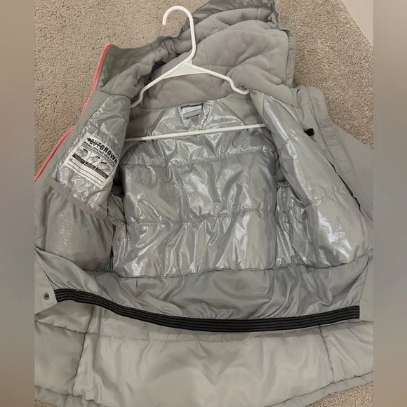 Columbia Kids Winter Jacket | Size: Med | Color: Grey w/ pink trim - Picture 4 of 5